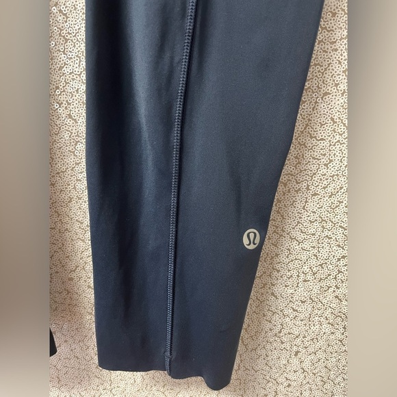 Lululemon Fast and Free Crop II 19" *Non-Reflective
True Navy | size 4 - Picture 3 of 12